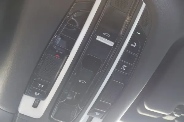 Porsche Cayenne E-Hybrid 46