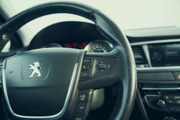 Peugeot 508 RXH 2.0 HDi Hybrid4 Limited Edition 2-Tronic 21