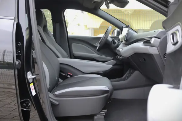 BYD Dolphin Surf 30 kWh Active 25