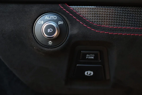 Ferrari F8 Tributo Standard 24