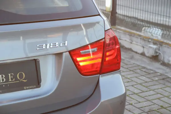 BMW 318 d Sport Line 11
