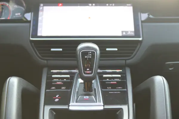 Porsche Cayenne E-Hybrid 31