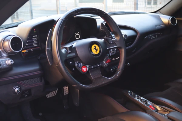 Ferrari F8 Tributo Standard 19