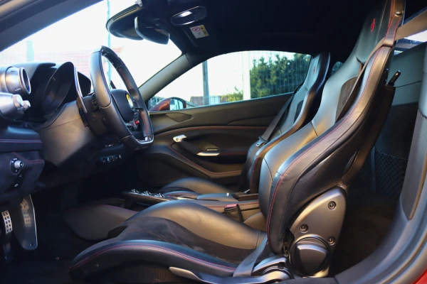 Ferrari F8 Tributo Standard 20