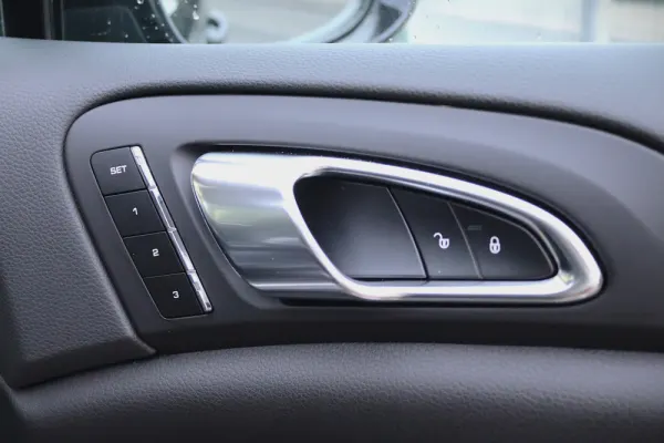 Porsche Cayenne S E-Hybrid 33