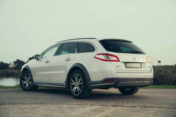 Peugeot 508 RXH 2.0 HDi Hybrid4 Limited Edition 2-Tronic 9