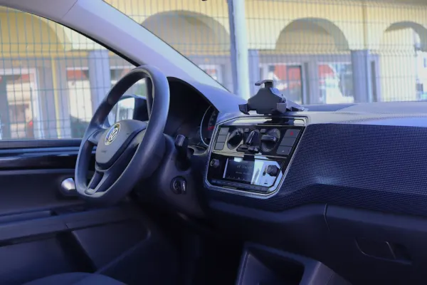 Volkswagen Up! 1.0 Move 23