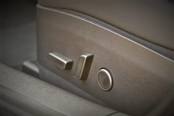 Tesla Model 3 Standard Range Plus RWD 21