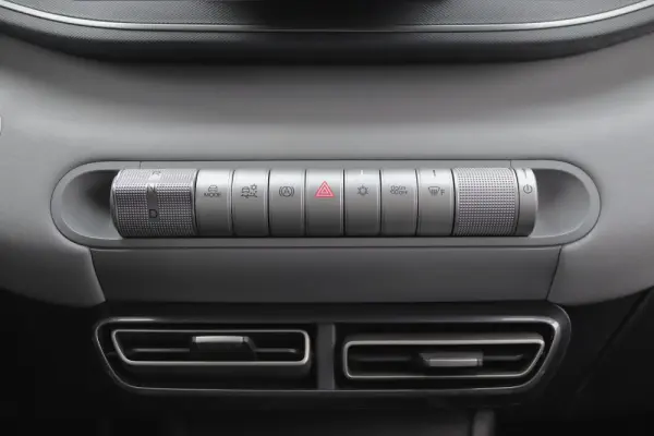 BYD Dolphin Surf 30 kWh Active 23