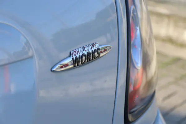 MINI 3 Portas John Cooper Works 11