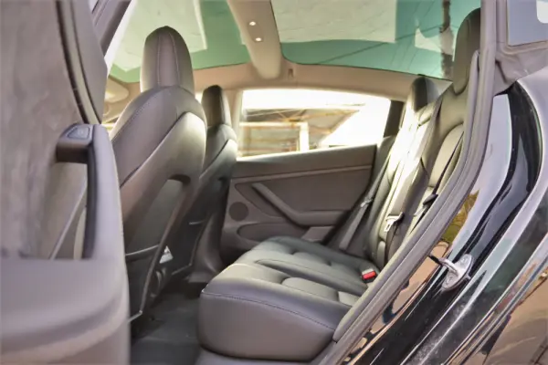 Tesla Model 3 Standard Range Plus RWD 13