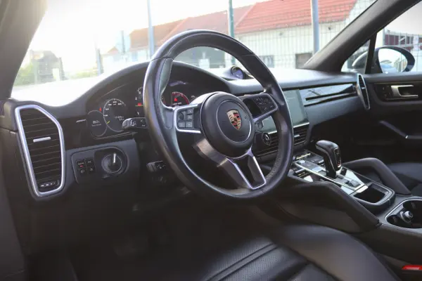 Porsche Cayenne E-Hybrid 26