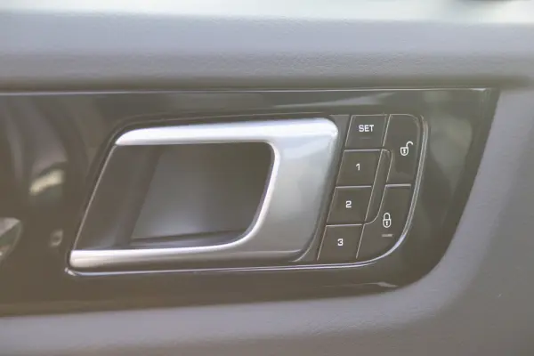 Porsche Cayenne E-Hybrid 13