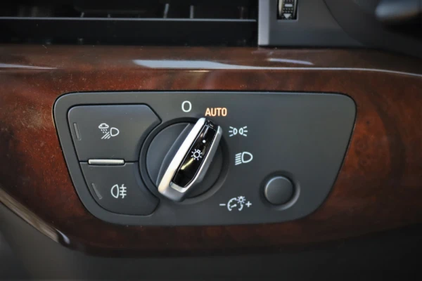 Audi A4 Avant 2.0 TDi Ultra 17