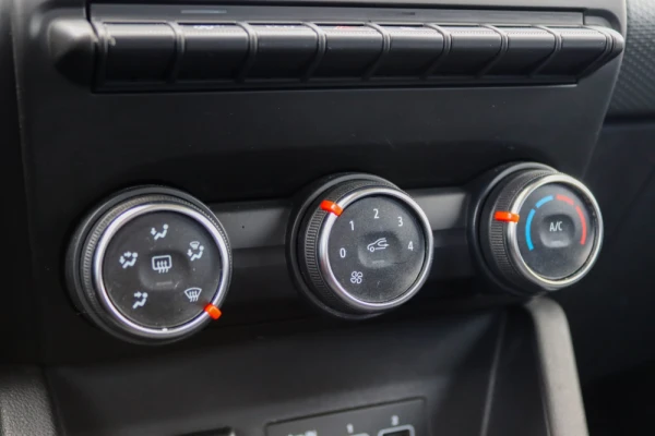 Renault Clio 1.0 TCe Intens Bi-Fuel 17