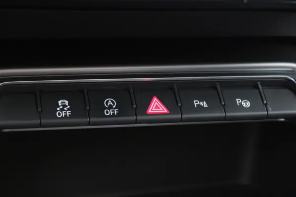 Audi A3 Limousine 30 TFSI Advanced S tronic 22