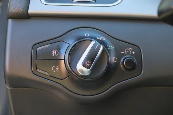 Audi A4 Allroad 2.0 TDI quattro Advance S tronic 9