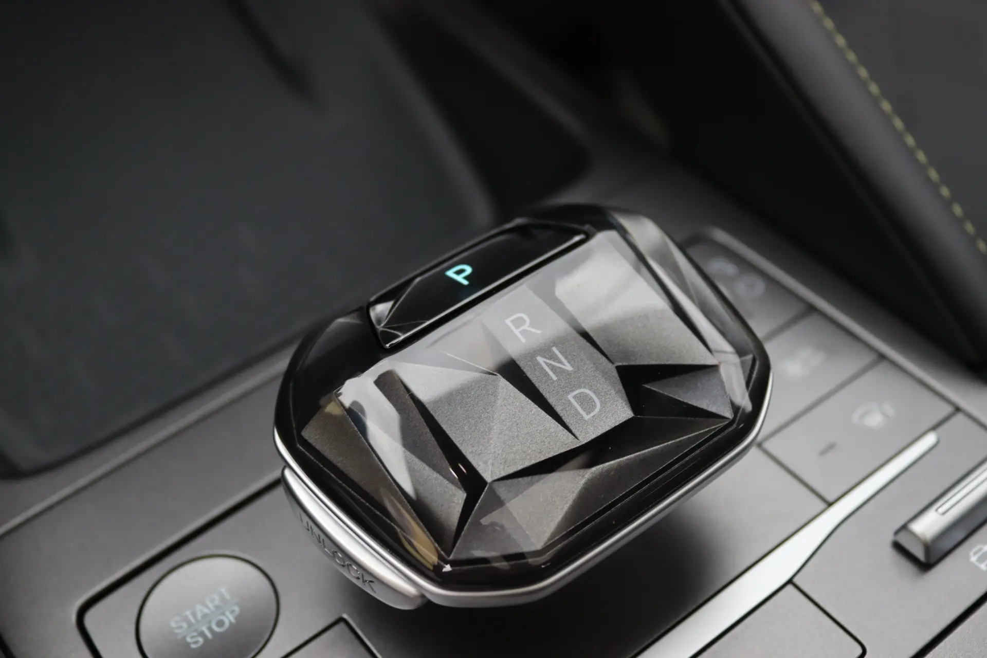 BYD Atto 2 45.1 kWh Active 28