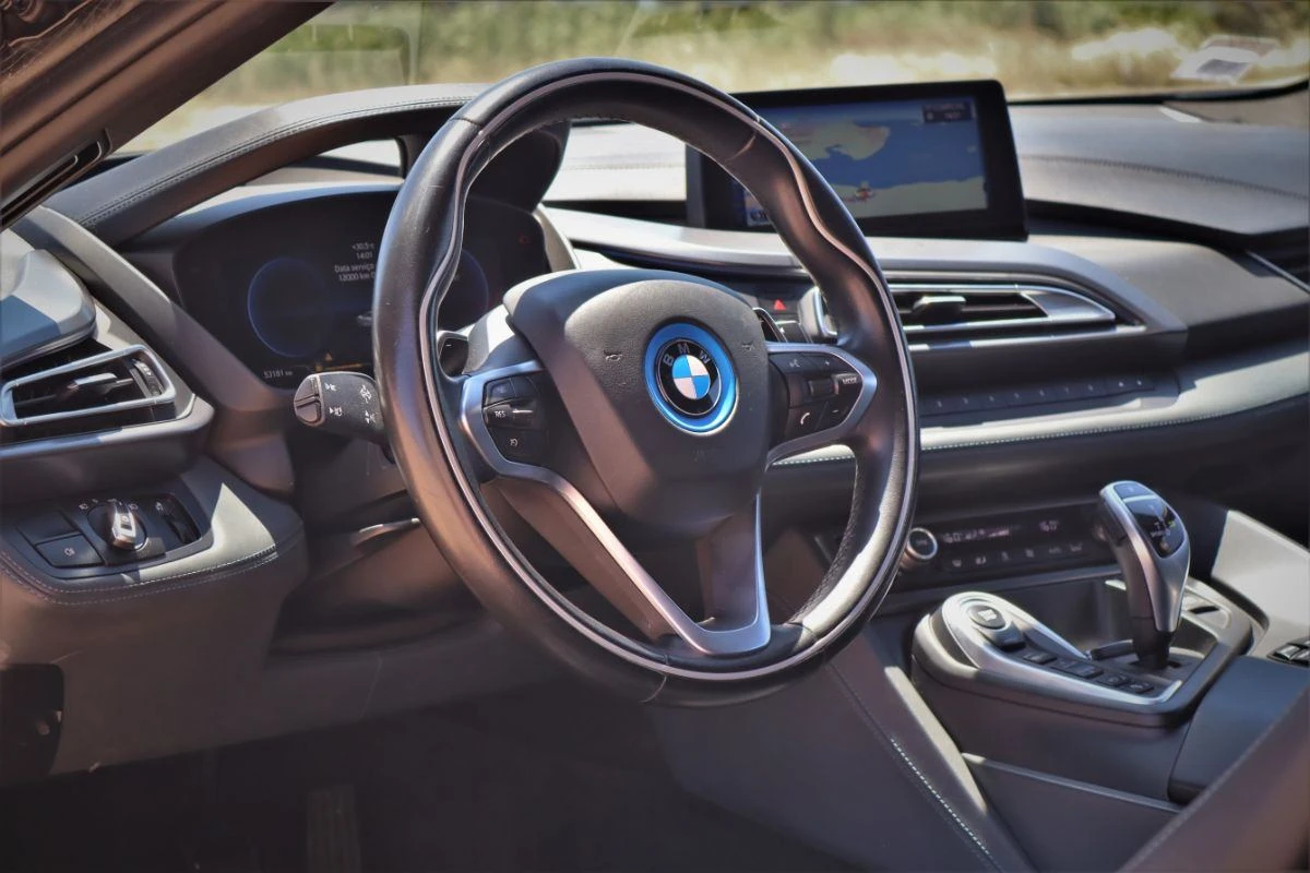 BMW i8 Standard 15