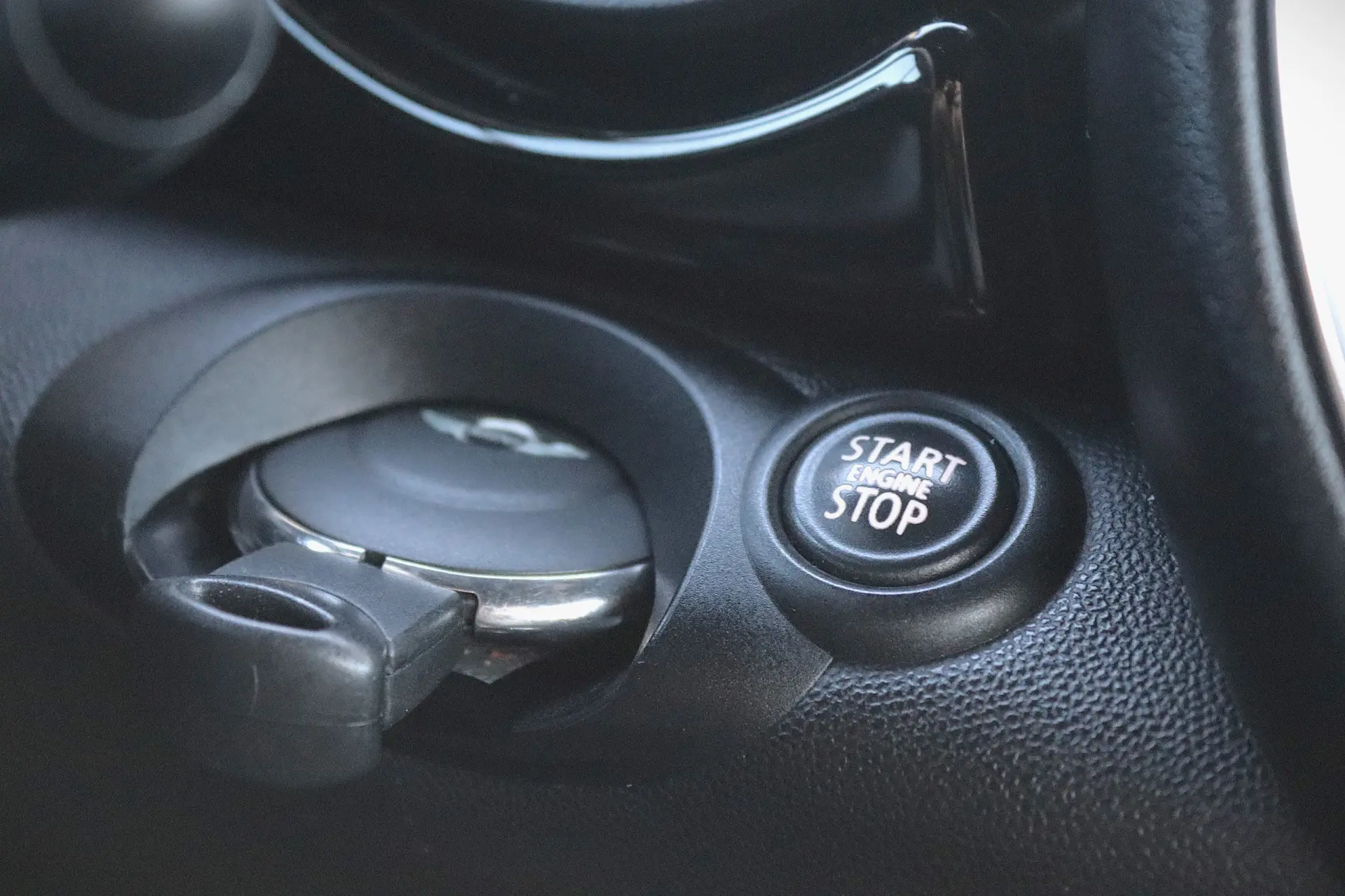 MINI 3 Portas John Cooper Works 18