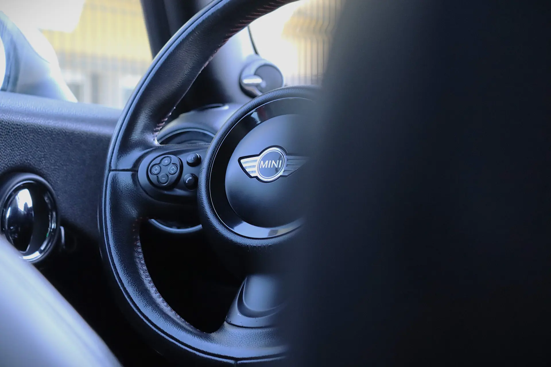 MINI 3 Portas John Cooper Works 26