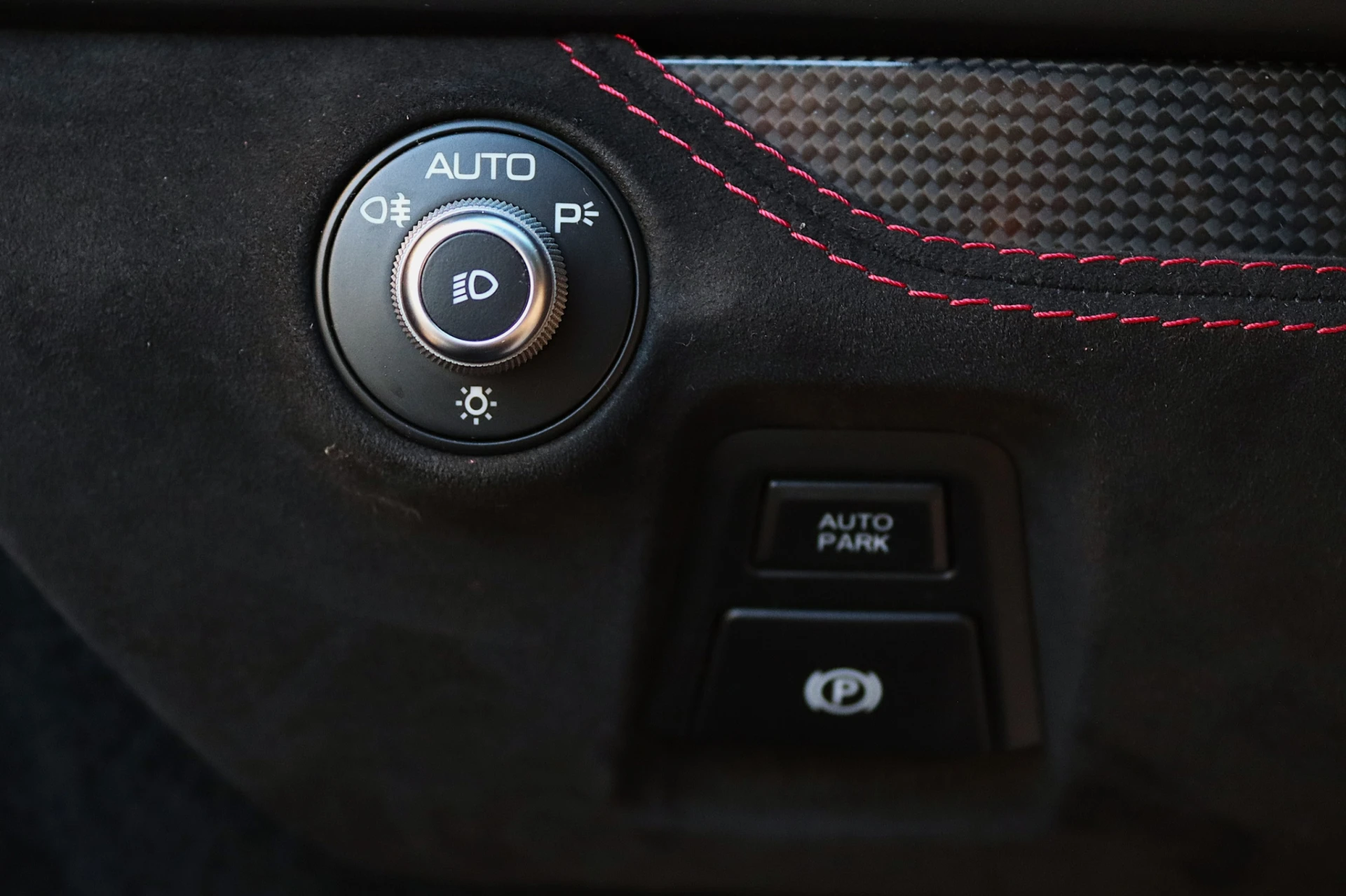 Ferrari F8 Tributo Standard 24