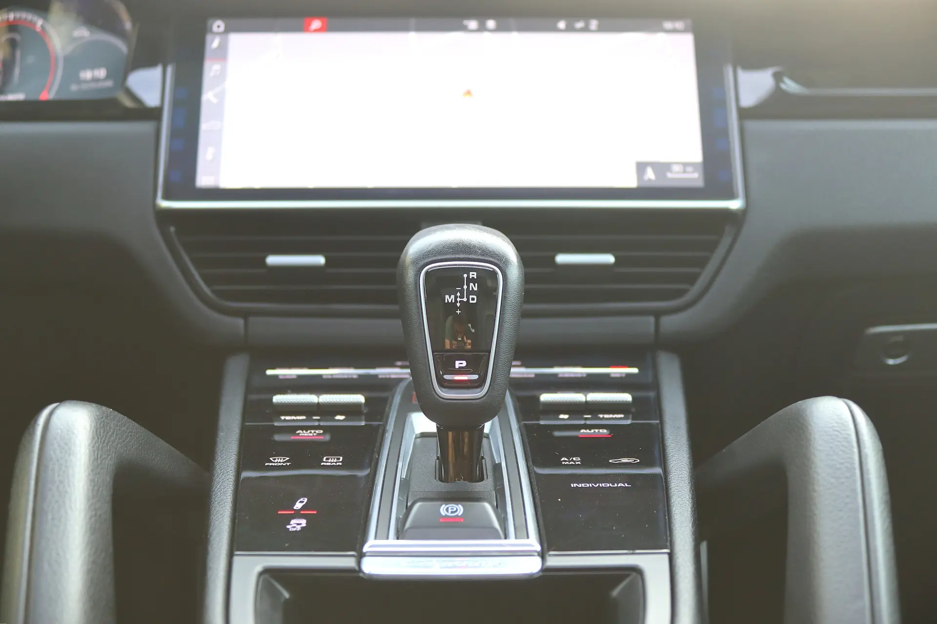 Porsche Cayenne E-Hybrid 31