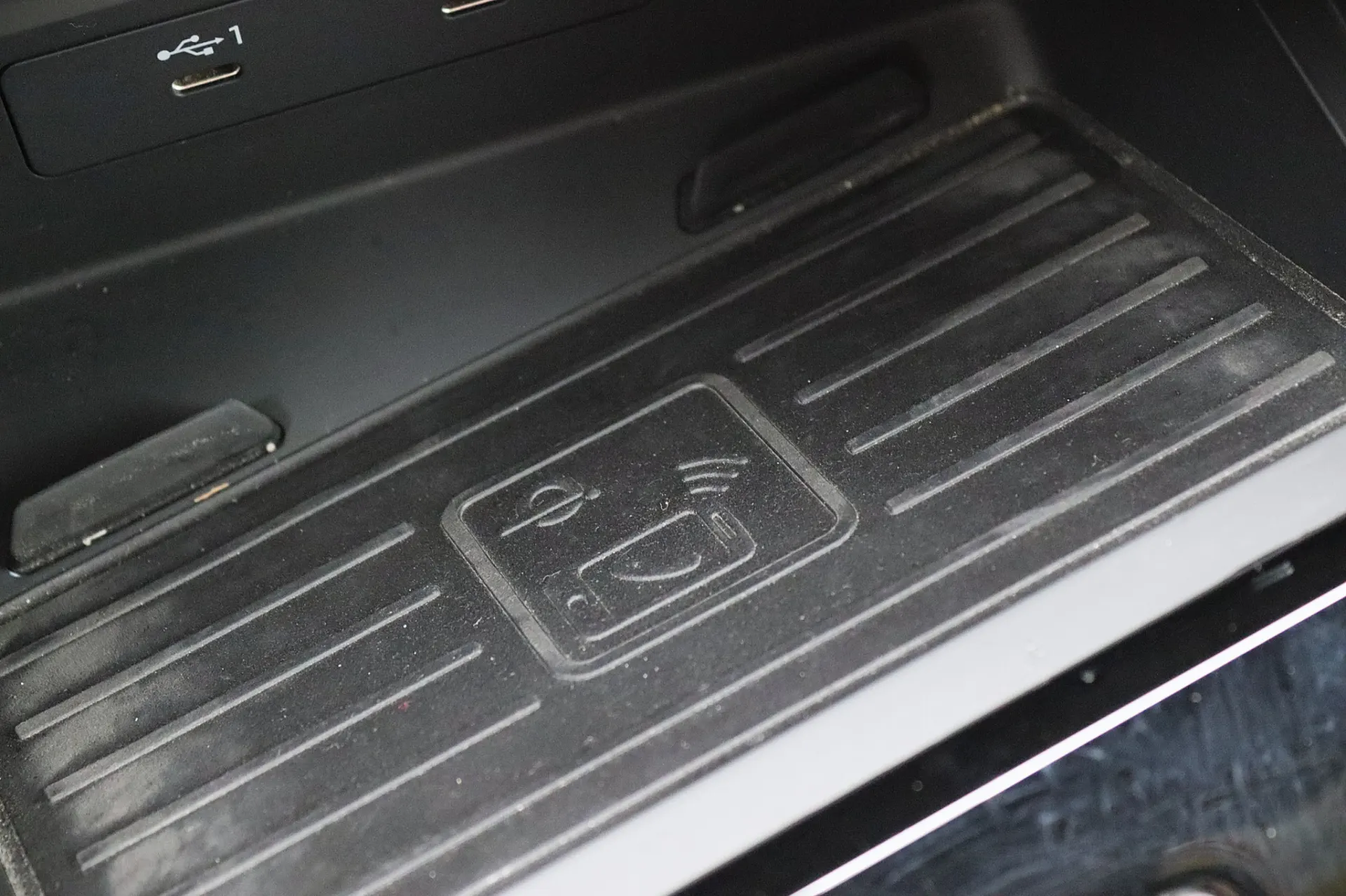 Audi A3 Limousine 30 TFSI Advanced S tronic 10