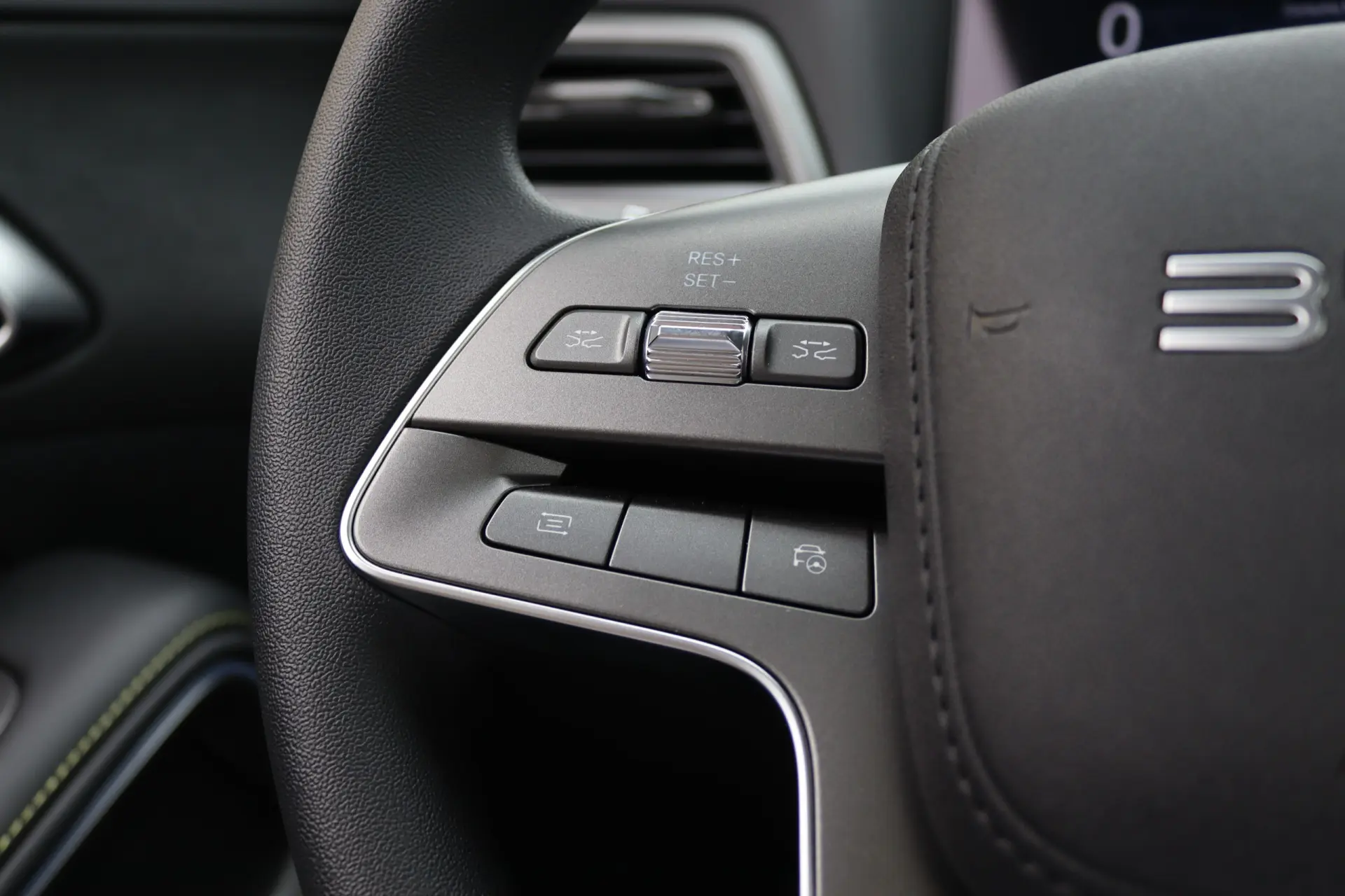 BYD Atto 2 45.1 kWh Active 23