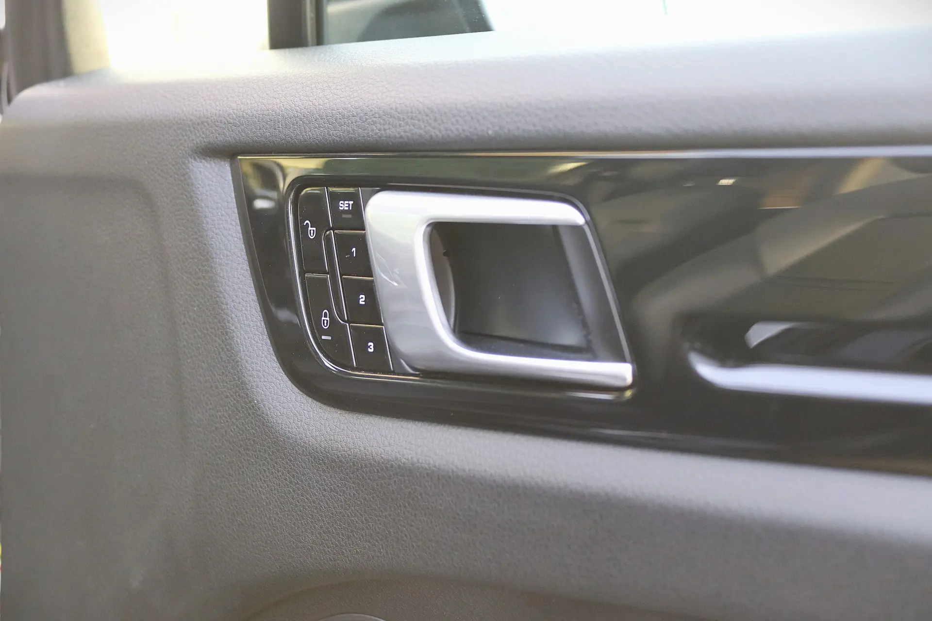 Porsche Cayenne E-Hybrid 43