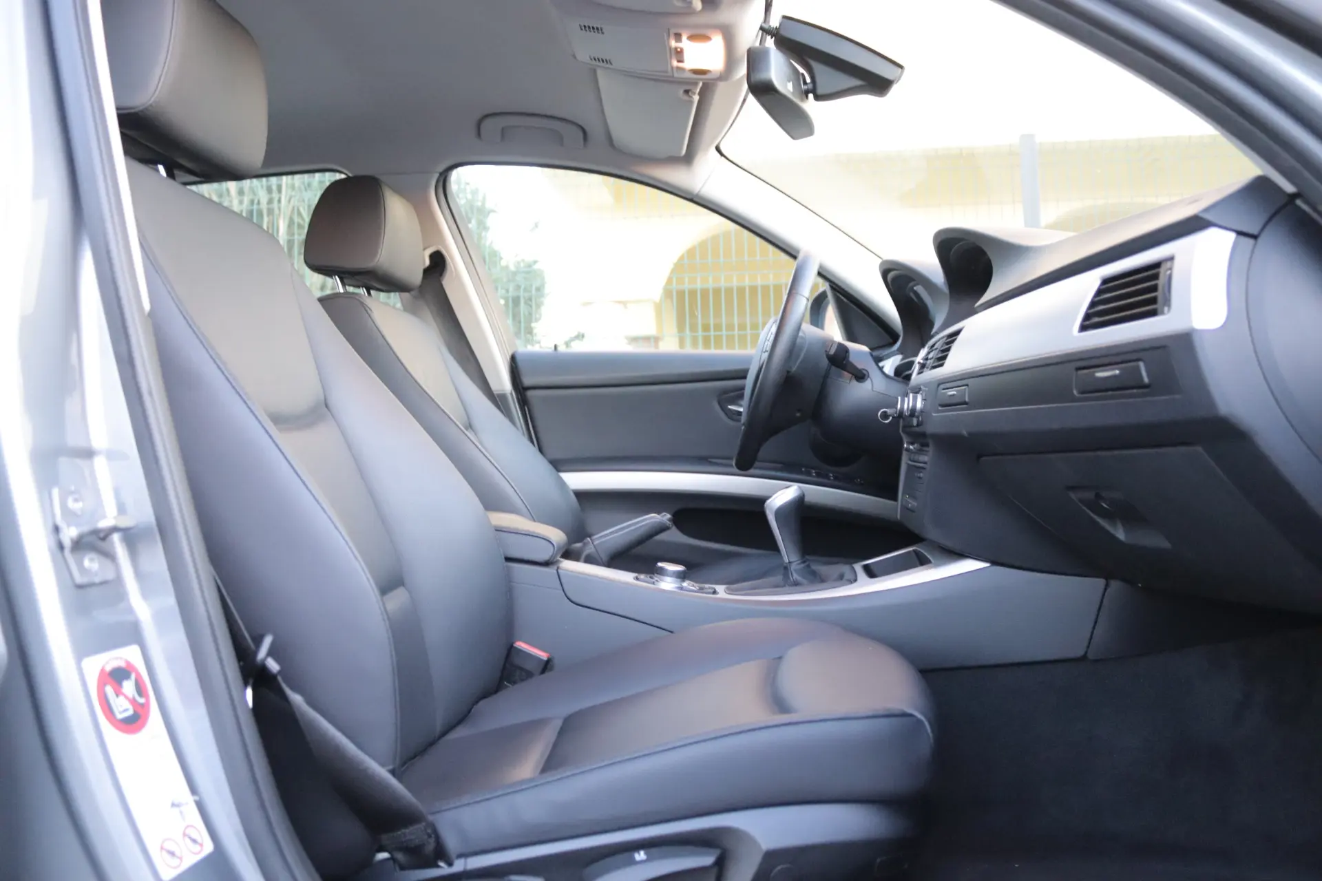 BMW 318 d Sport Line 23