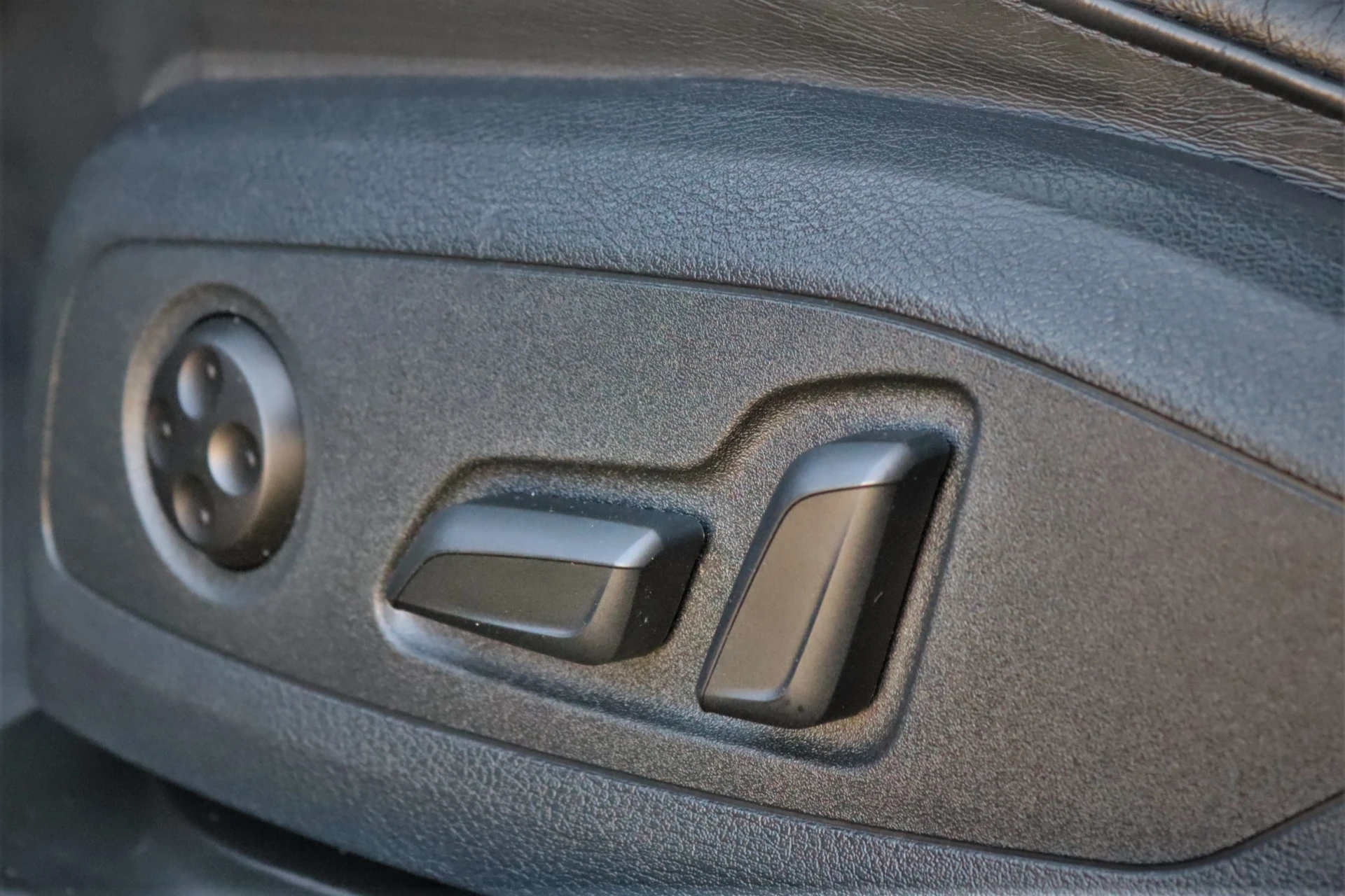 Audi A4 Avant 2.0 TDi Ultra 14