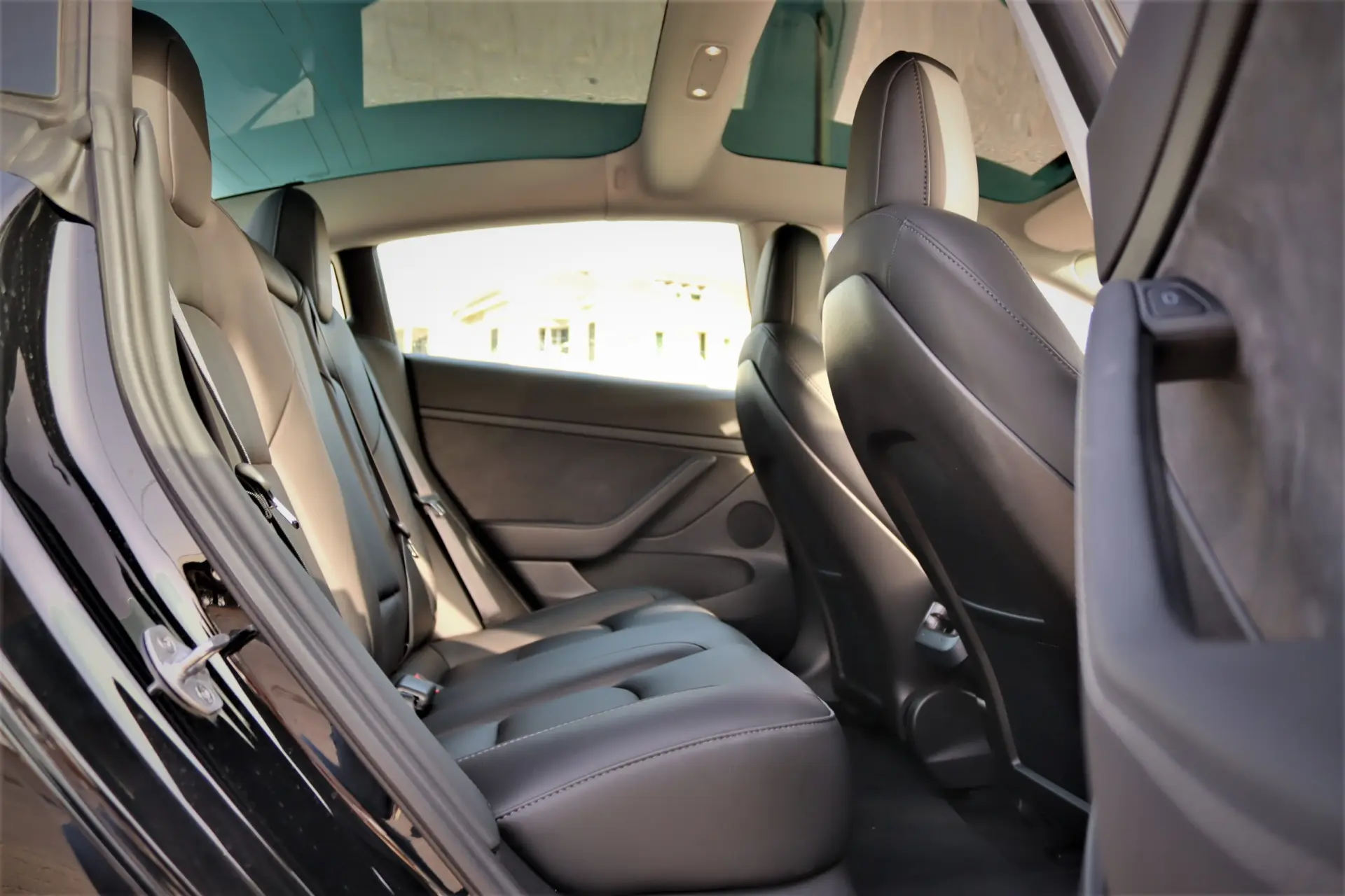 Tesla Model 3 Standard Range Plus RWD 17