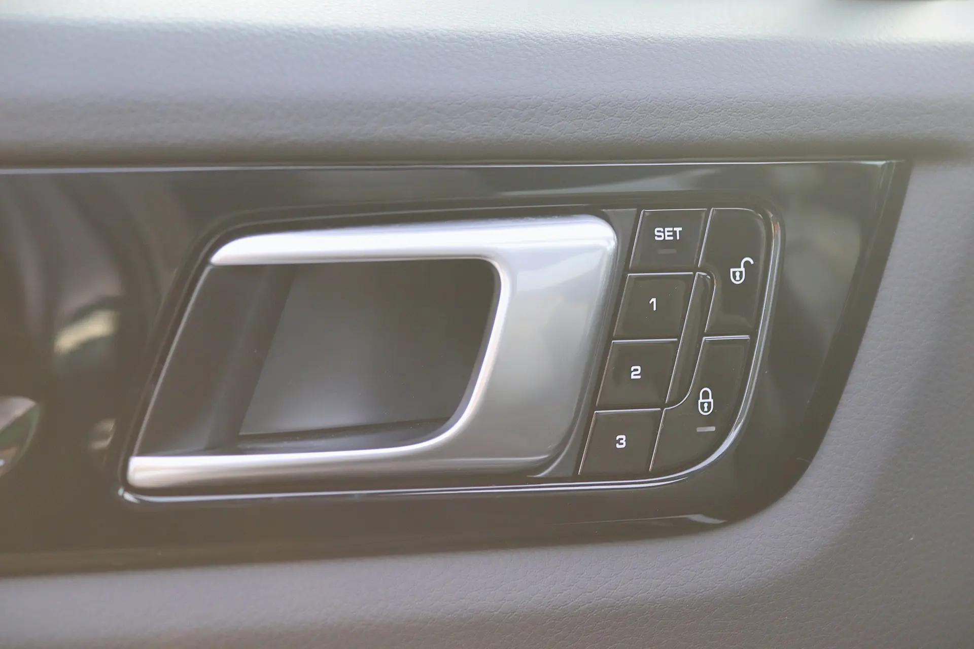 Porsche Cayenne E-Hybrid 13