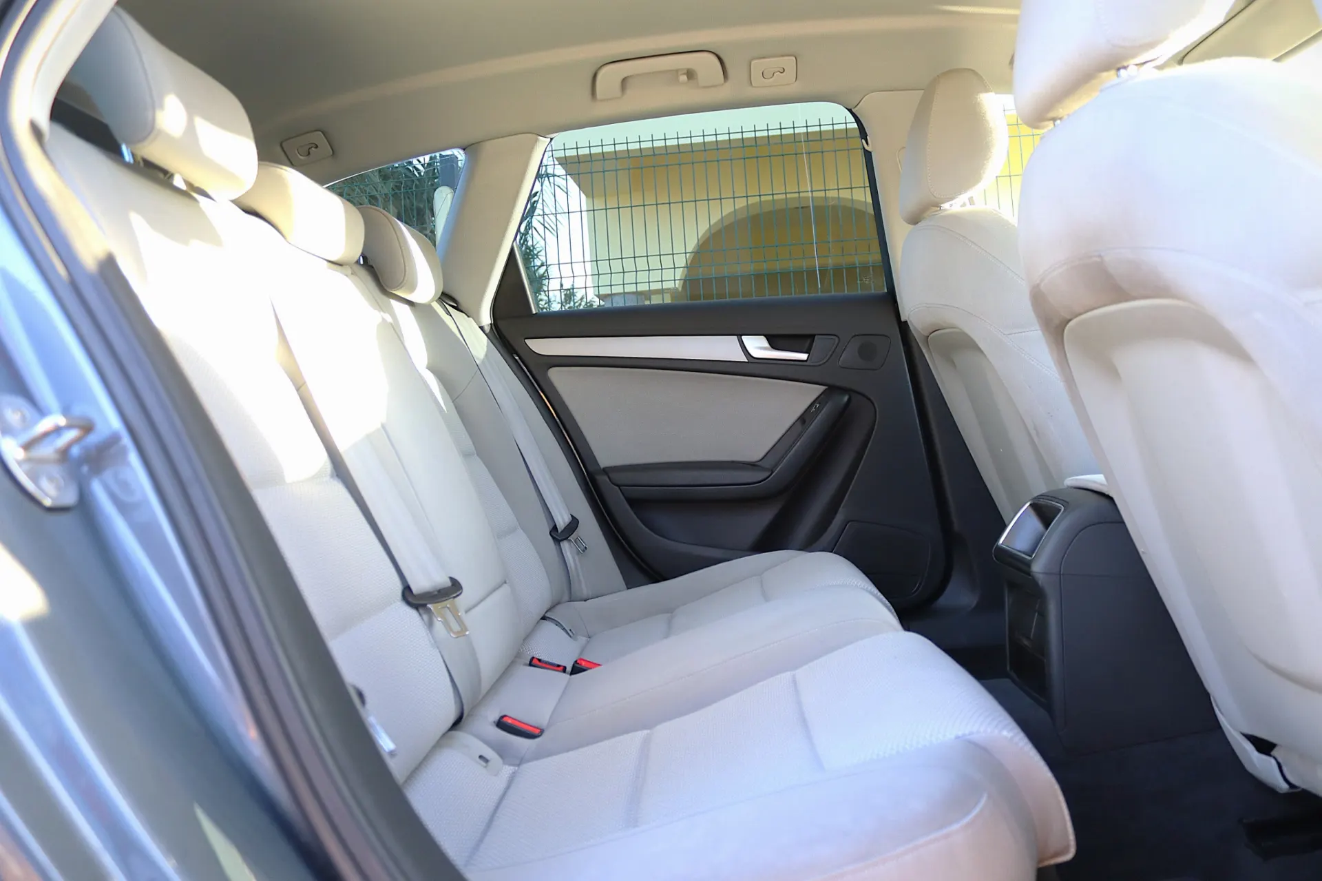 Audi A4 Allroad 2.0 TDI quattro Advance S tronic 34