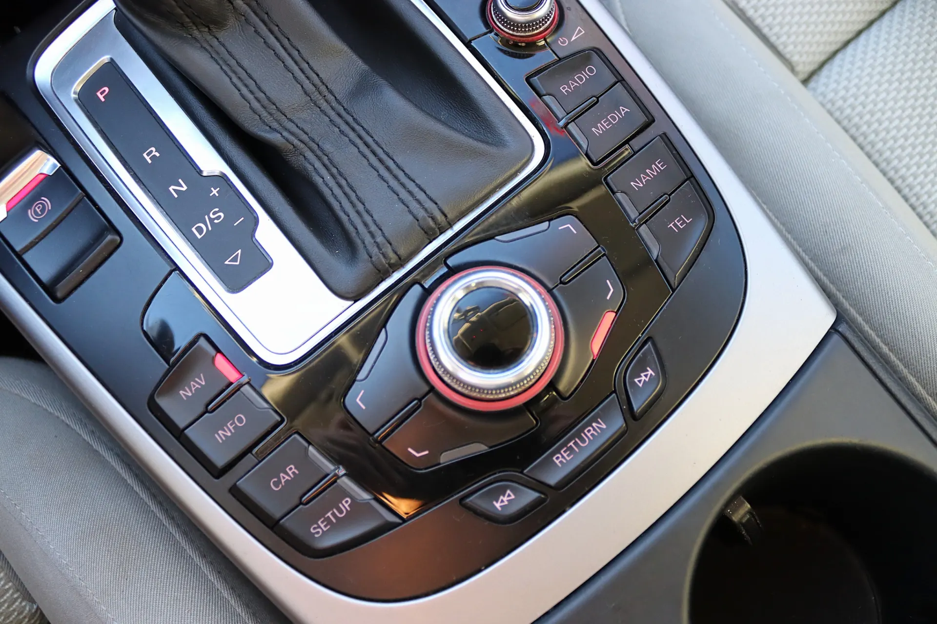 Audi A4 Allroad 2.0 TDI quattro Advance S tronic 28