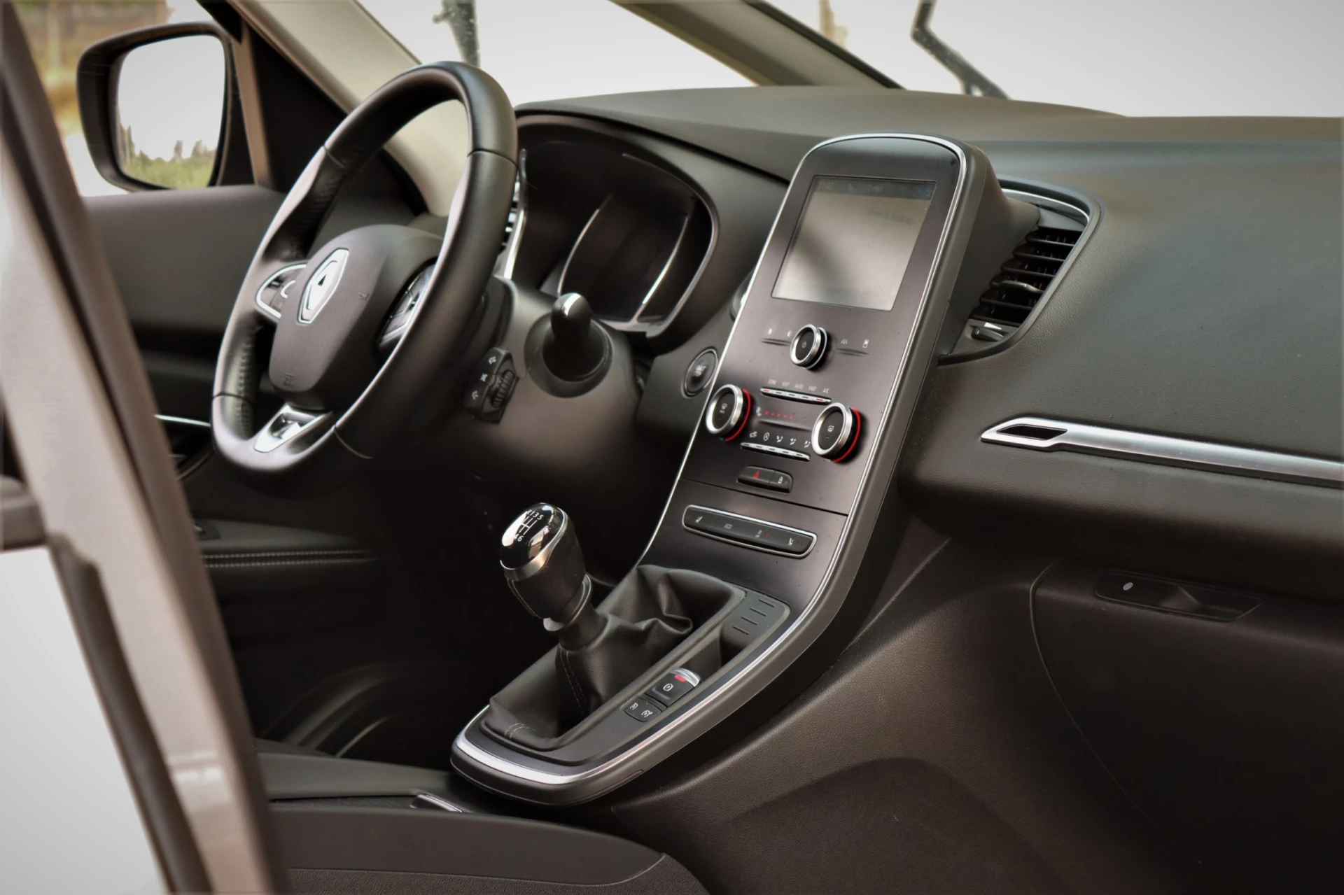 Renault Grand Scénic 1.5 dCi Dynamique S 7L 4