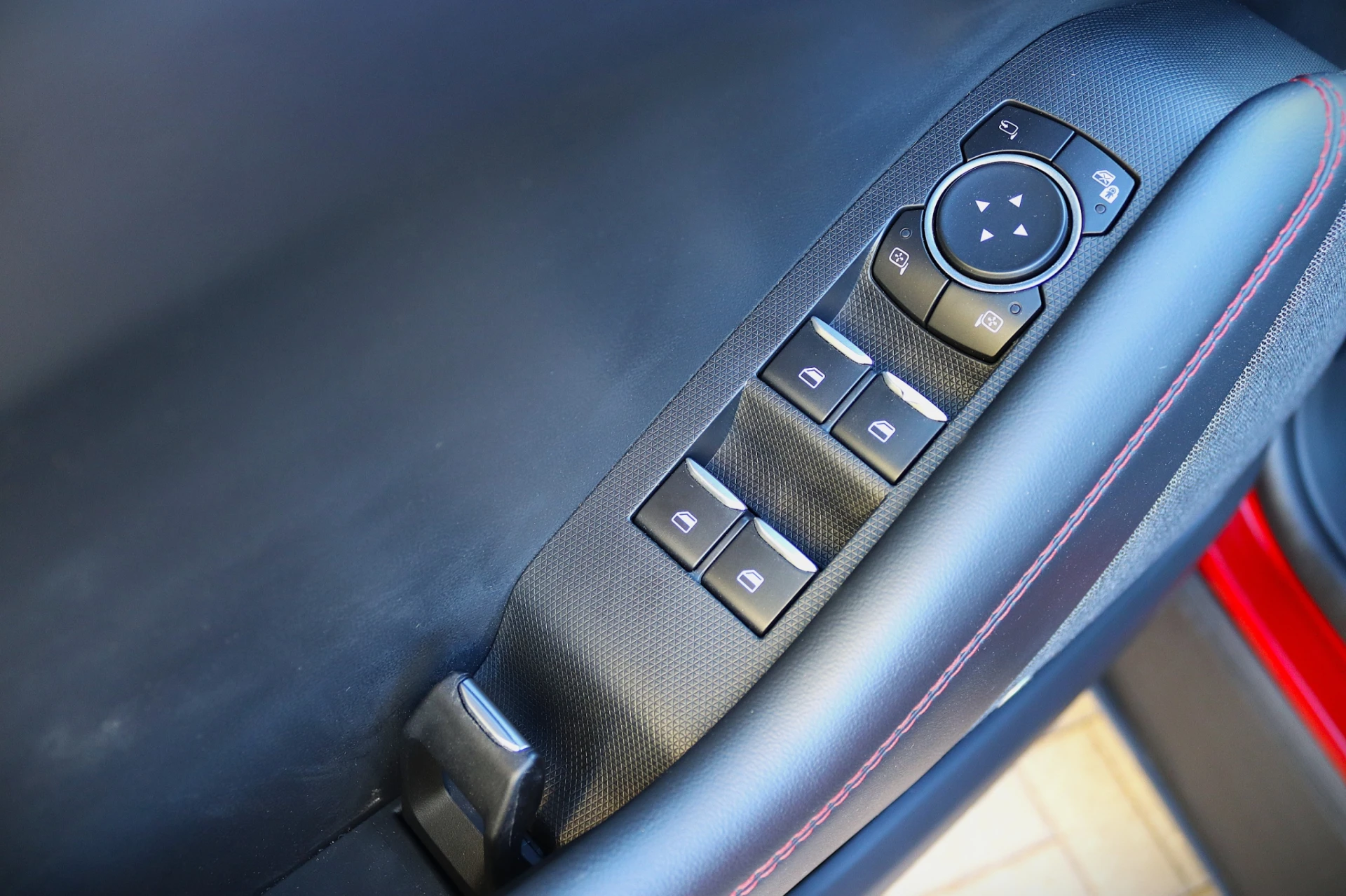 Ford Mustang Mach-E 27